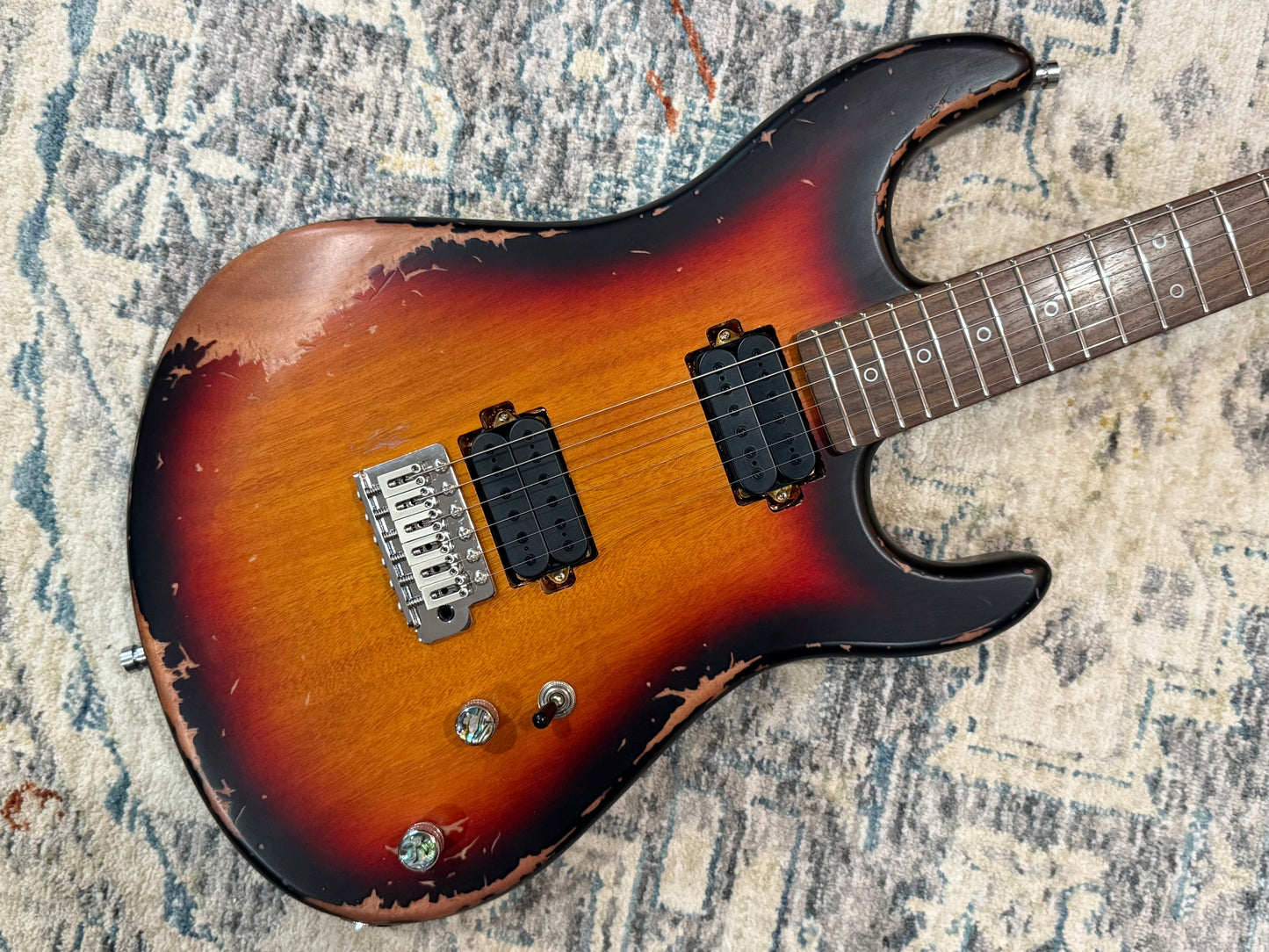 Dhatarattha Performance DST β Sunburst Relic