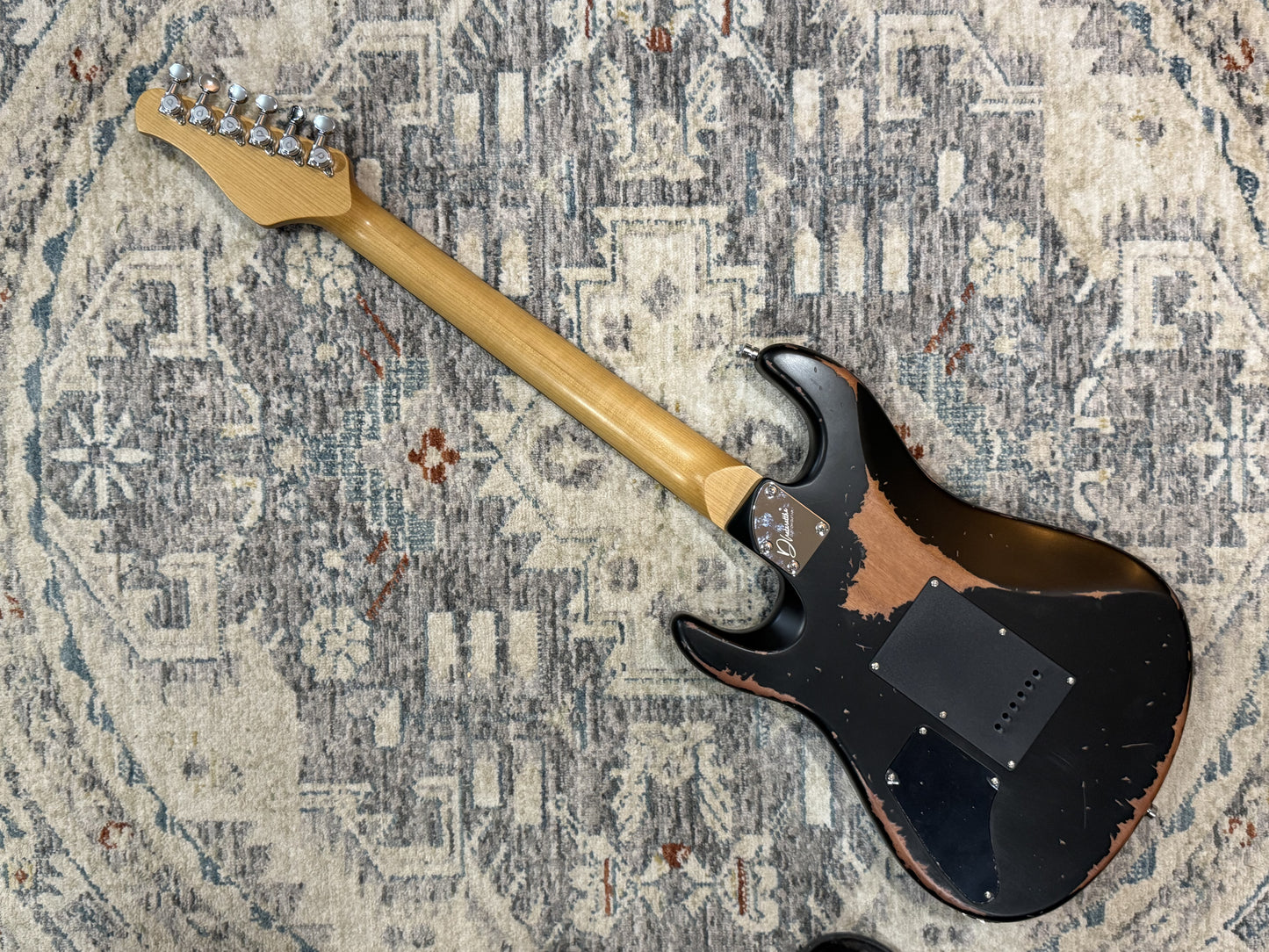 Dhatarattha Performance DST – Sunburst Relic